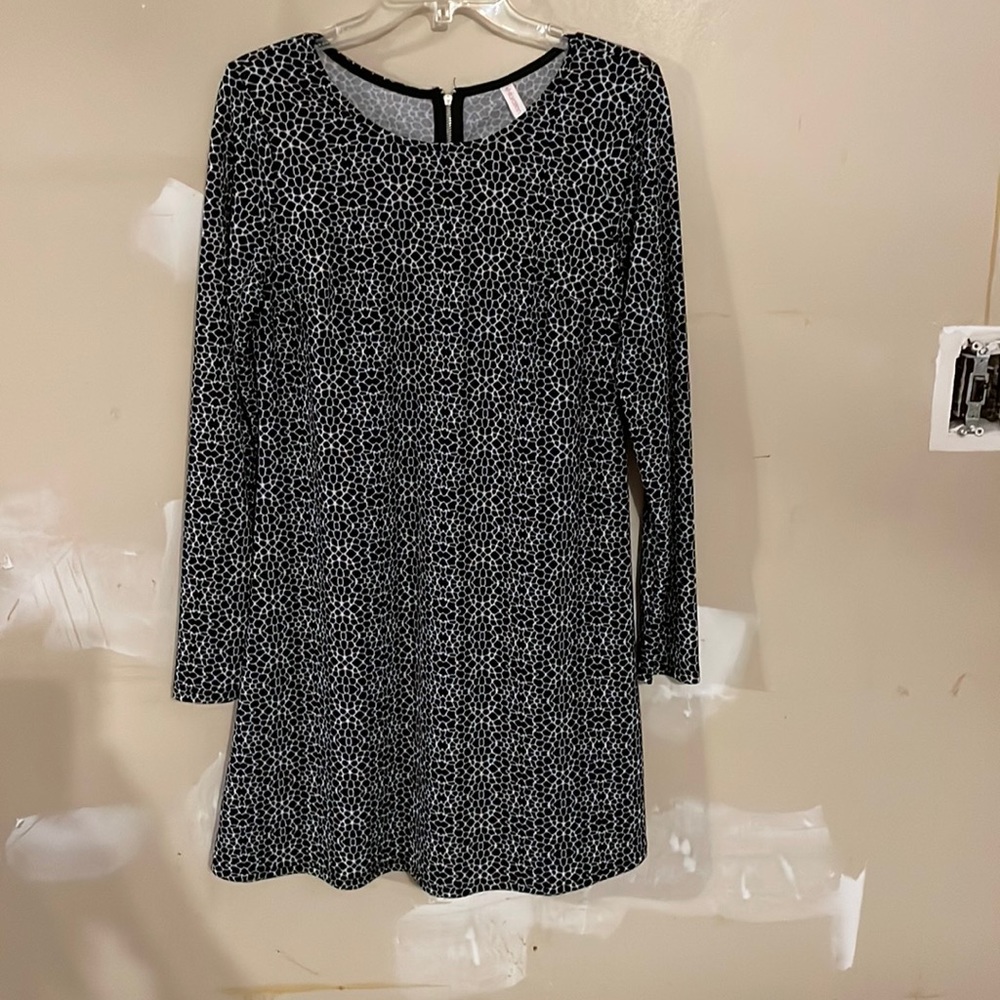 Black and white cheetah print dress